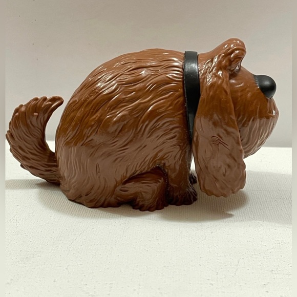 Universal Studios 2016 Duke 4.25" PVC Movie Action Figure Secret Life Of Pets - Picture 3 of 5
